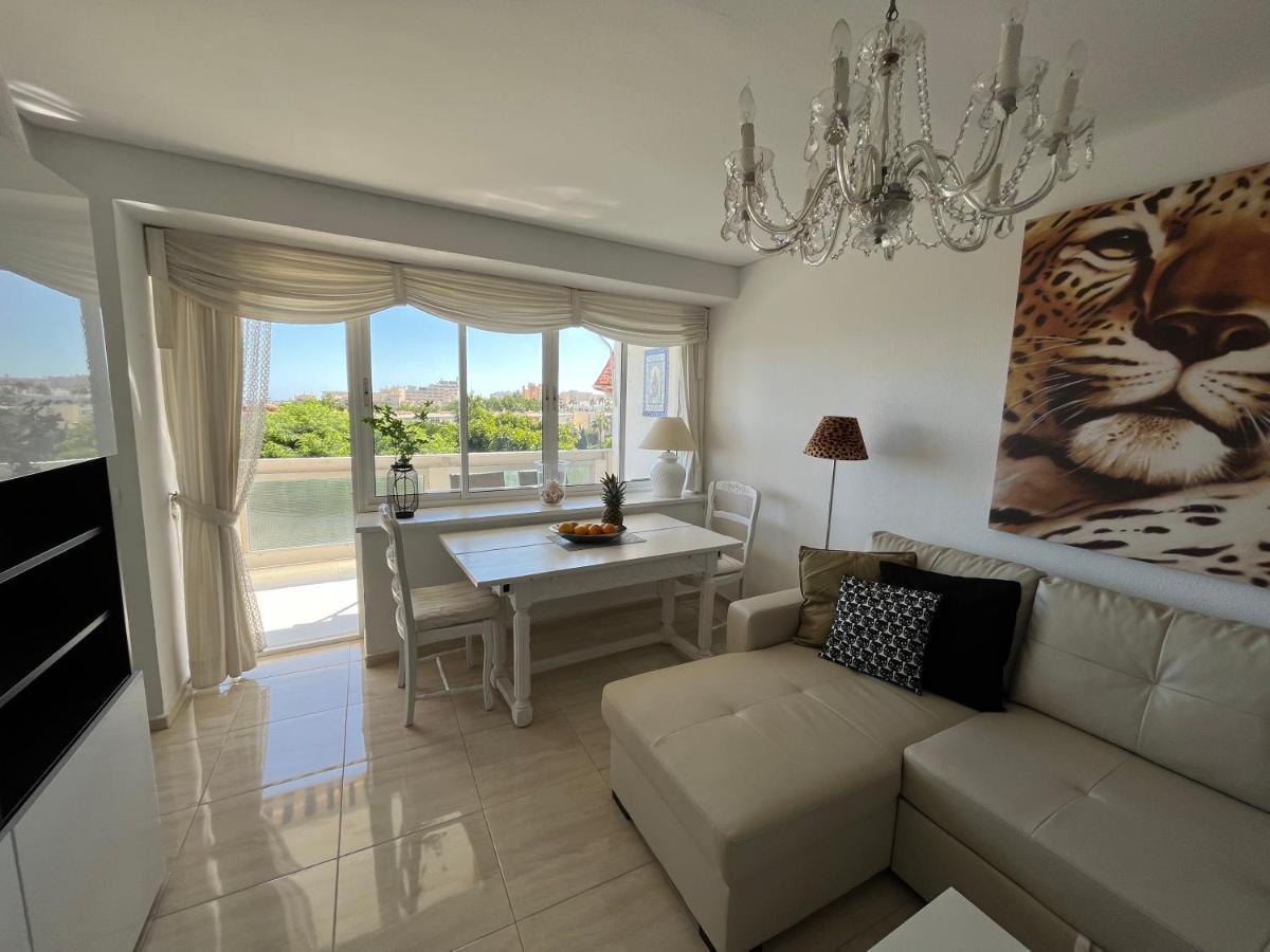 weforyou Sunset Carihuela Torremolinos Eksteriør billede