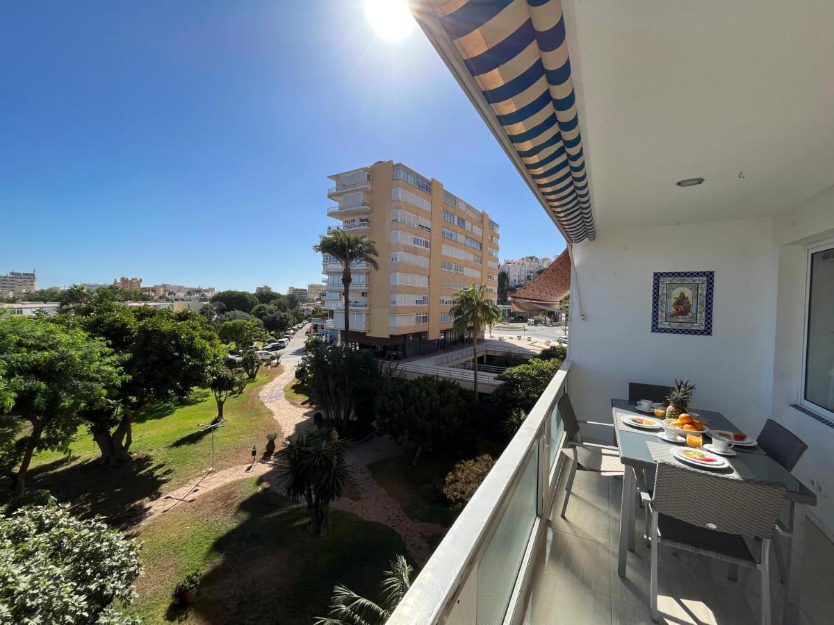 weforyou Sunset Carihuela Torremolinos Eksteriør billede